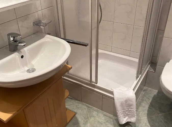 Bei Gstrein's Appartement *