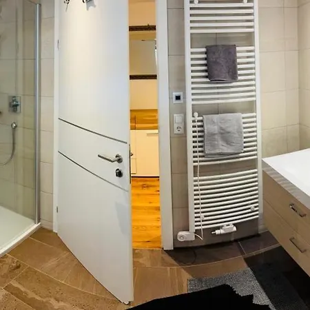 شقة Bei Gstrein's